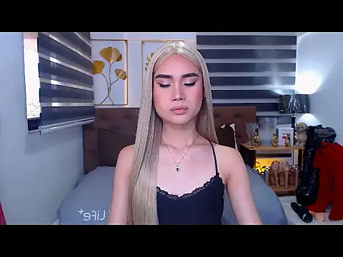 JuicyCockThea online show from April 2026 01:33:01 AM