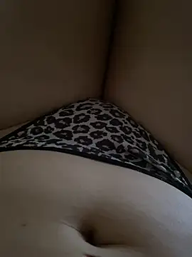 mamilindaA online show from March 2026 05:06:01 PM