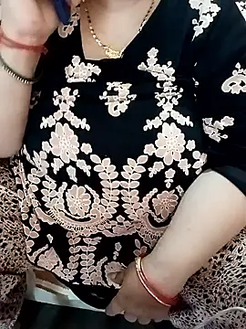 Simran 008 online show from February 2026 03:39:01 AM