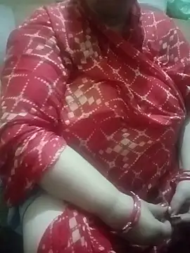 Snapshot of Simran_008 chatting on May 2026 04:00:01 PM Simran 008 online show from May 2026 04:00:01 PM