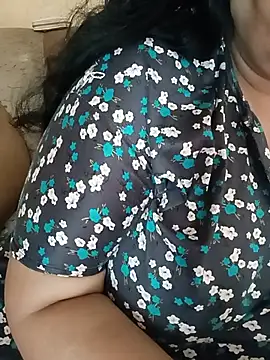 Snapshot of Simran_008 chatting on June 2026 04:42:02 AM Simran 008 online show from June 2026 04:42:02 AM