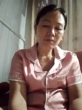 Kiss love2 online show from June 2026 01:39:02 PM
