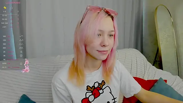 EmilyTrase online show from April 2026 01:06:01 AM