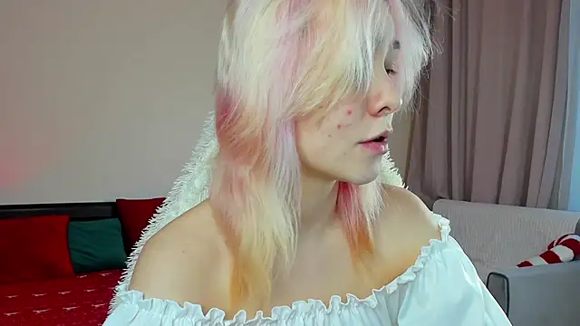 EmilyTrase online show from April 2026 01:41:02 AM