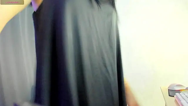 Snapshot of little__isabel chatting on July 2026 01:29:01 AM little isabel online show from July 2026 01:29:01 AM