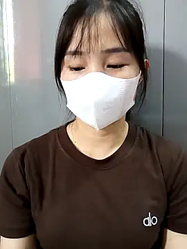 -Dumi- online show from April 2026 02:37:02 AM