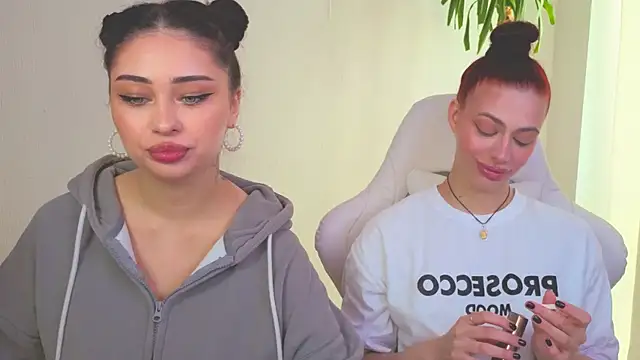 Sofia Plump online show from April 2026 09:29:01 AM