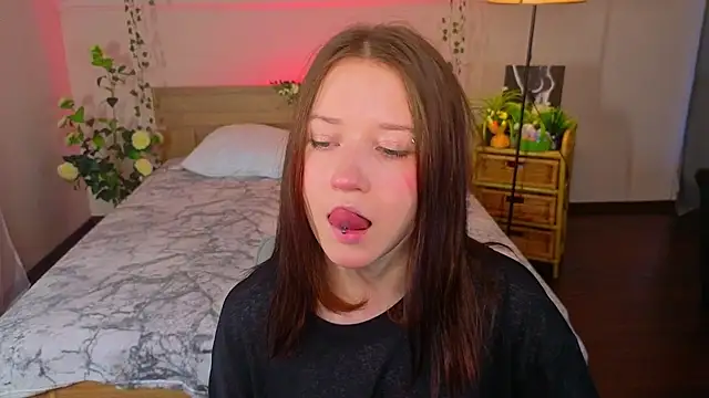 MmollyMay online show from March 2026 10:26:02 AM