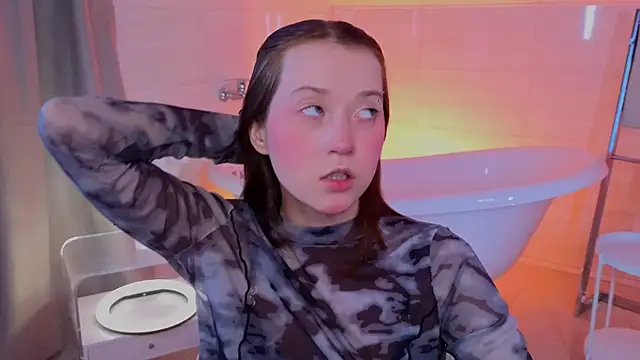 MmollyMay online show from April 2026 10:36:01 AM