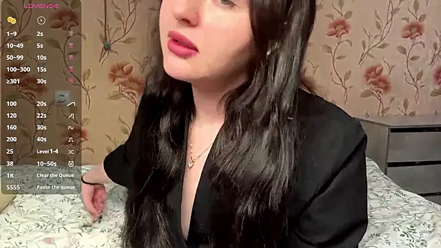 charmybae online show from March 2026 03:05:02 PM