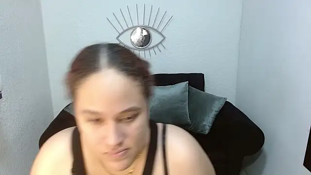 leilanewgirl online show from April 2026 12:17:01 PM