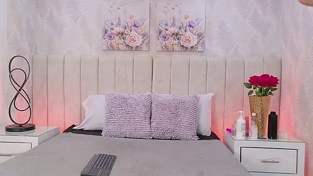 SaraLugo online show from March 2026 07:30:01 PM