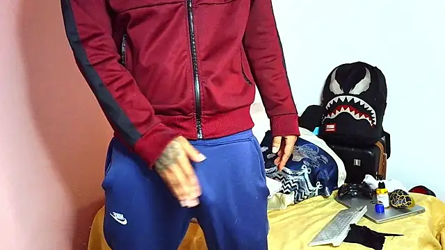 Bdarenth007 online show from February 2026 03:21:01 PM