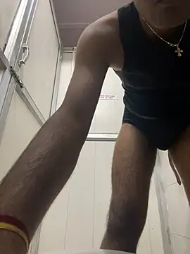 Dazzling dude online show from February 2026 06:14:01 PM