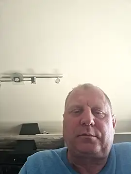 Demik71 online show from March 2026 11:28:02 AM