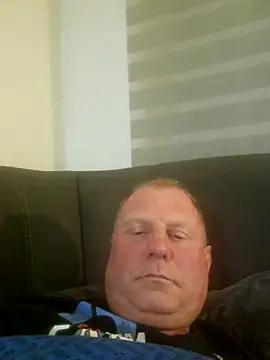 Demik71 online show from March 2026 06:15:02 PM