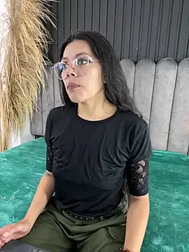 Lanadelrey 1 online show from February 2026 12:15:02 PM