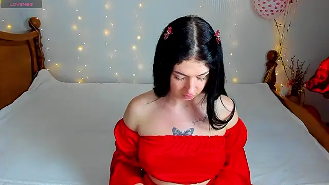 milanasky5 online show from March 2026 06:59:01 PM