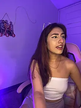 VelariaSoft online show from April 2026 02:12:02 PM