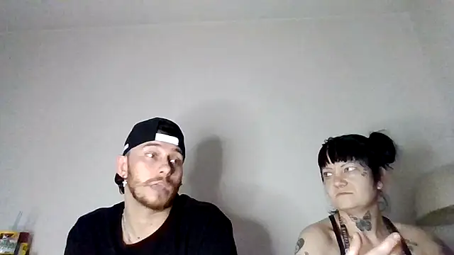 Tallhungandcloudy online show from April 2026 11:49:01 AM