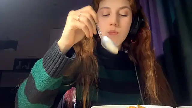 AliceCarrol online show from March 2026 03:41:01 PM