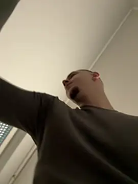 Snapshot of yourboydze chatting on March 2026 07:25:01 AM yourboydze online show from March 2026 07:25:01 AM