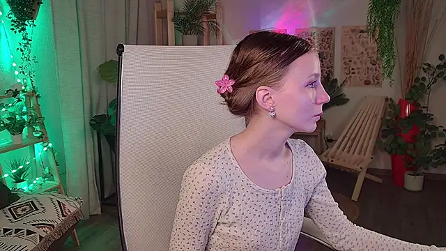 ElliFrankenweenie online show from April 2026 06:20:02 AM