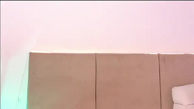 AlexLamunequita online show from April 2026 04:25:01 PM