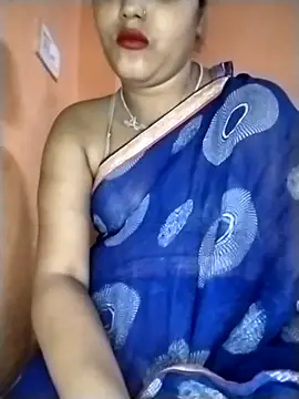 Snapshot of Nency_Love143 chatting on April 2026 05:39:02 PM Nency Love143 online show from April 2026 05:39:02 PM