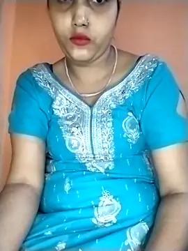 Snapshot of Nency_Love143 chatting on April 2026 06:06:01 PM Nency Love143 online show from April 2026 06:06:01 PM