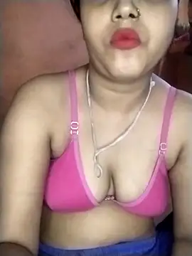 Snapshot of Nency_Love143 chatting on May 2026 05:10:02 PM Nency Love143 online show from May 2026 05:10:02 PM