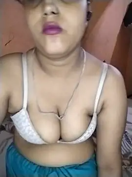 Snapshot of Nency_Love143 chatting on May 2026 06:26:02 PM Nency Love143 online show from May 2026 06:26:02 PM