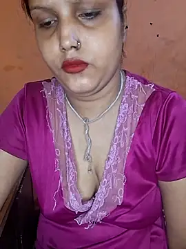 Snapshot of Nency_Love143 chatting on June 2026 08:58:01 PM Nency Love143 online show from June 2026 08:58:01 PM