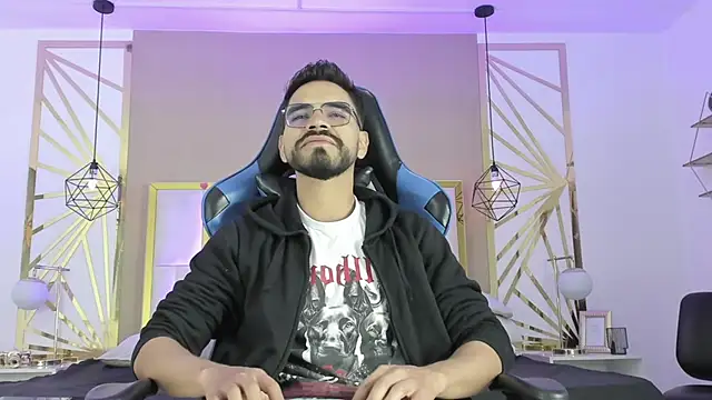 HotPulse vc online show from February 2026 12:43:02 PM