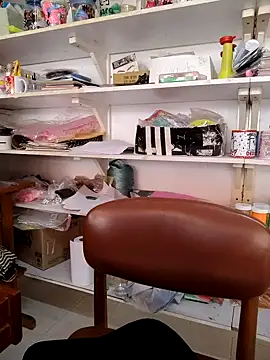 haffsa   online show from April 2026 03:35:01 PM