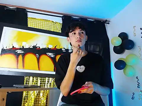 jullian ricci online show from March 2026 07:52:01 PM