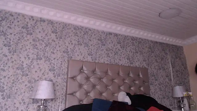 NoaahTylor online show from March 2026 07:32:01 PM