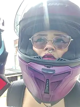 Sateh and Hikary online show from April 2026 07:09:01 PM