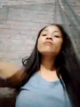 molly-xx online show from June 2026 08:04:01 PM