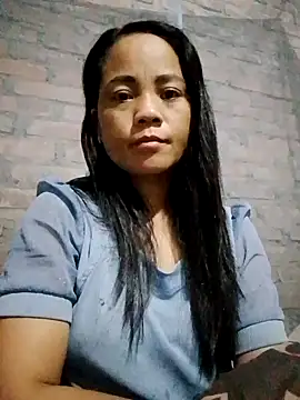 Snapshot of molly-xx chatting on July 2026 08:11:01 PM molly-xx online show from July 2026 08:11:01 PM