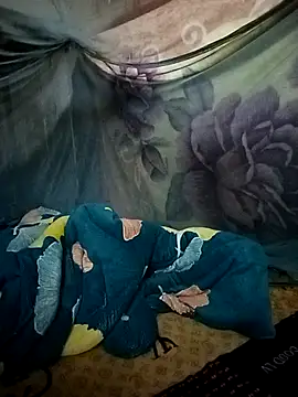 luna-rosax online show from February 2026 12:06:01 AM