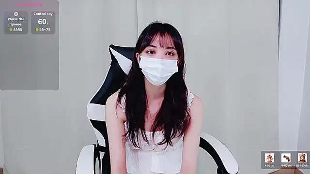 yuna00xx00 online show from March 2026 12:44:01 PM