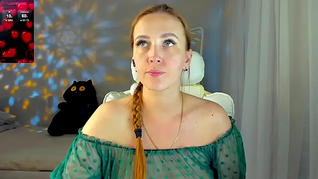 Snapshot of she_wolf chatting on May 2026 02:03:01 PM she wolf online show from May 2026 02:03:01 PM