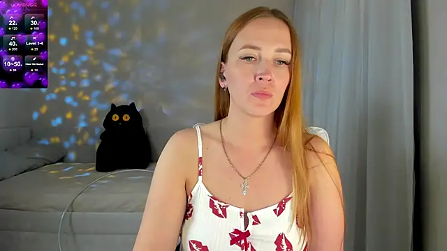 Snapshot of she_wolf chatting on June 2026 03:06:02 PM she wolf online show from June 2026 03:06:02 PM