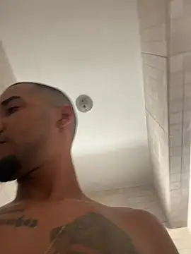 Gomes5433 online show from March 2026 04:35:02 PM