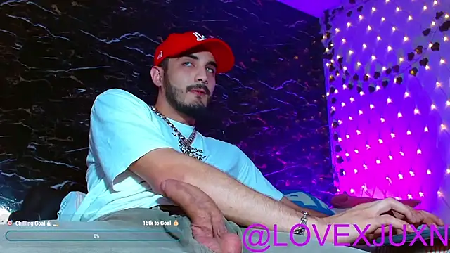 LovexJuxn8 online show from June 2026 10:08:01 PM
