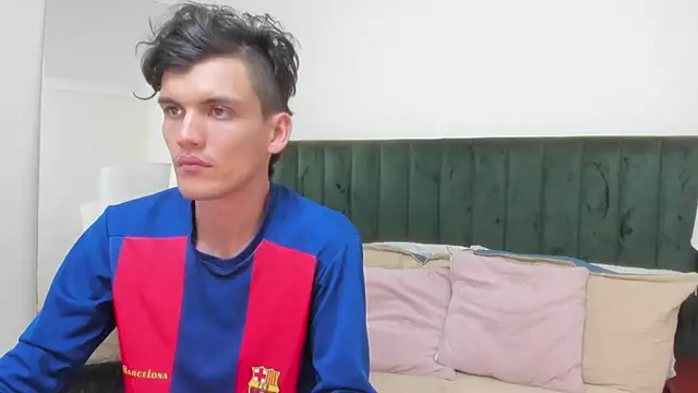 blakeandallisa online show from March 2026 06:33:01 PM