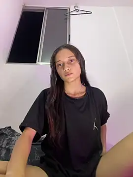 candy deluxe online show from June 2026 02:58:01 AM