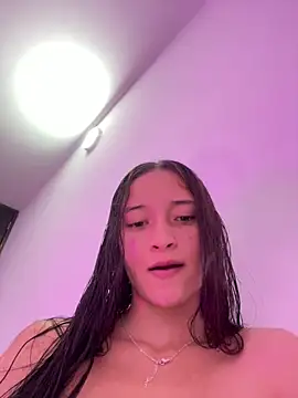 candy deluxe online show from June 2026 02:10:01 AM