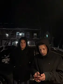 dafe younguys online show from February 2026 04:10:02 AM